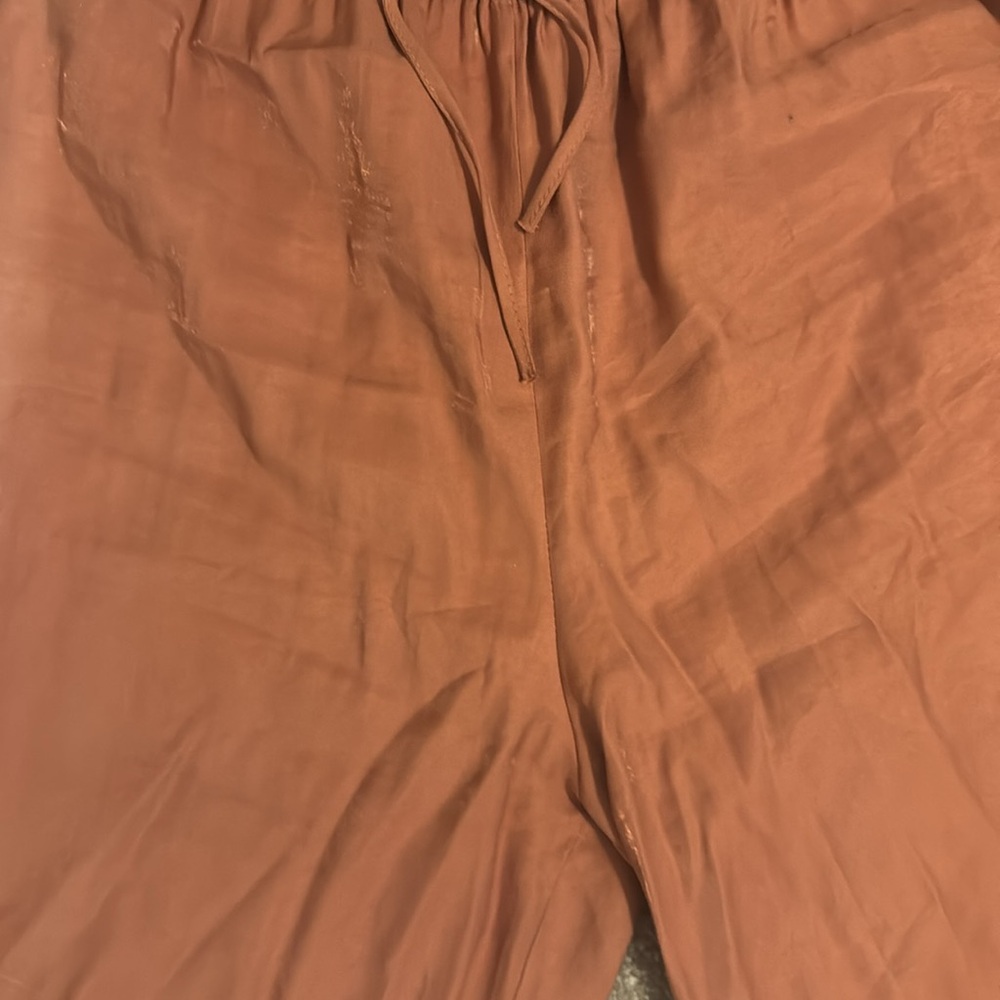 BY SWAN PARIS Orange Pant with Gold Sheen throughout that is simply divine - Picture 14 of 16